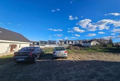 Teren intravilan de 800 mp, în Valea Lupului - 1