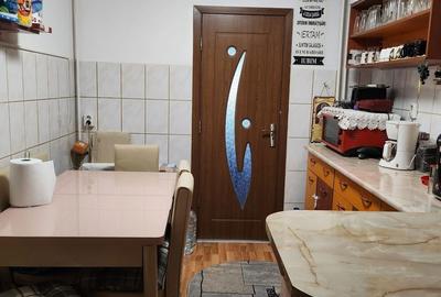 Apartament cu 2 camere decomandat în Calea București - 2