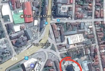 Spațiu comercial, de 60 mp, în Central - 7