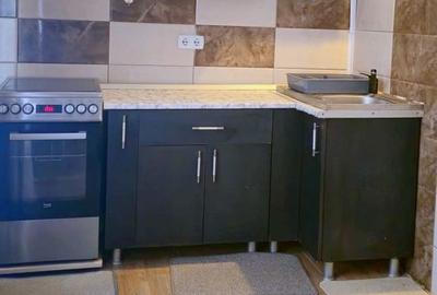 Casă cu 2 camere cu Teren 70 Mp în Central - 1