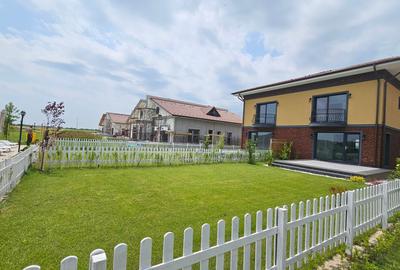 Duplex cu 4 camere cu Teren 250 Mp în Nord - 1