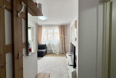 Studio *Mobilat Complet* // Victoriei - 16