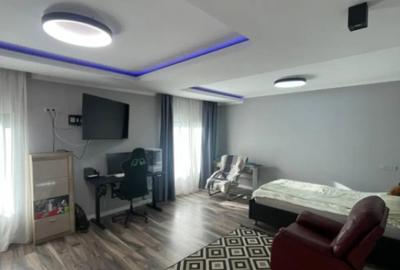 Casă cu 4 camere cu Teren 654 Mp în Satu Nou de Jos - 6