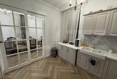 Casă cu 10 camere cu Teren 1143 Mp în Malu Mare - 6