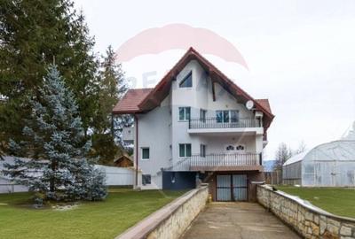 Casa / Vila cu 5 camere de inchiriat in Luncani, Bacau - 2