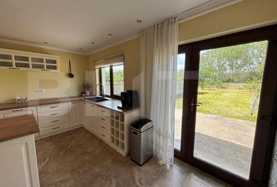 Vila moderna de vanzare, cu 5 camere, 380 mp, zona rurala la 15 minute de oras - 7