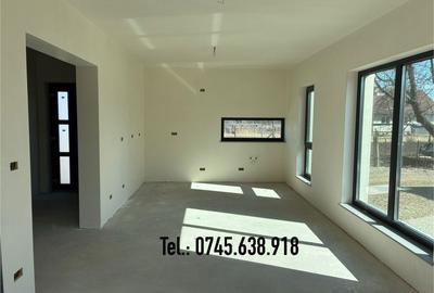 Casă cu 4 camere cu Teren 250 Mp în Central - 7