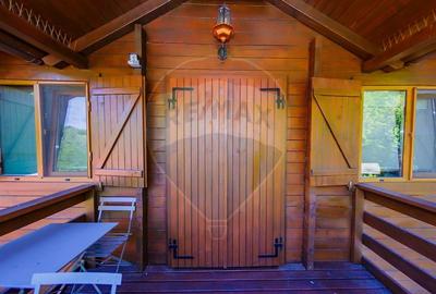 CASA DE VANZARE cu ponton IN COAS,, Intrerauri- COMISION 0% - 20