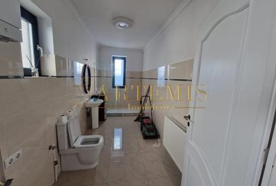 Casa individuala de 7 camere, decomandata, 228 mp., zona Sud. - 6