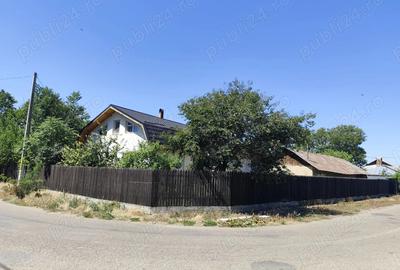 Casă cu 4 camere în Valea Măcrișului - 1