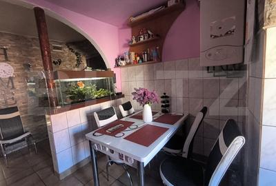 Apartament cu 3 camere decomandat, mobilat în Feldioara - 13