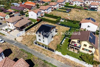 Casă individuală cu 4 camere cu Canalizare în Aradul Nou - 11