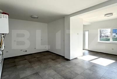 Casă cu 4 camere cu Teren 200 Mp în Central - 11