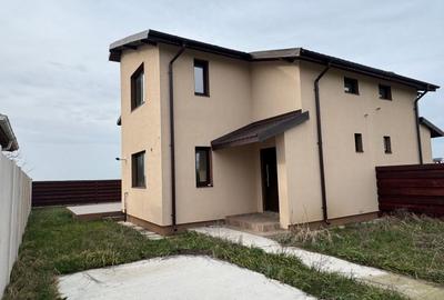 Casă individuală cu 3 camere cu Canalizare în Est - 4