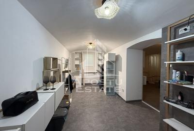 Apartament renovat cu o camera si curte, 2 bai, 50 mp, Piata Romanilor - 7