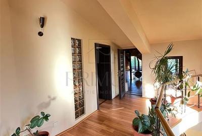 DUMBRAVITA - CASA EXCLUSIVISTA - 5 CAMERE - 5 BAI - PANOURI SOLARE - TEREN 1430M - 16