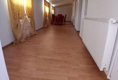 Apartament cu 3 camere în Central - 5