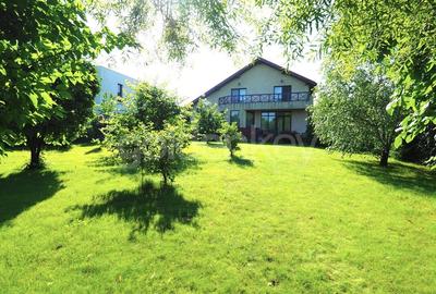 Vila cu 6 camere | gradina atent amenajata | garaj