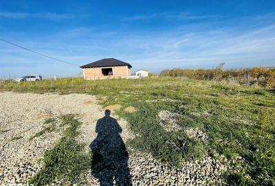 Teren de 522 mp, în Cetariu