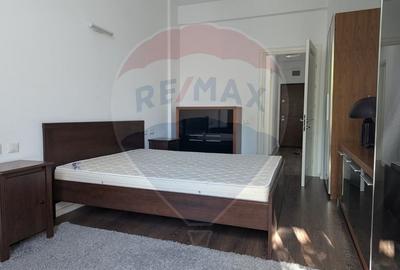 Apartament spatios si luminos in vila, zona Vitan - 8