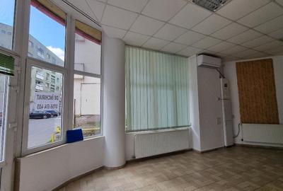 Spațiu comercial, de 35 mp, în Central - 5