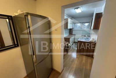 Apartament cu 2 camere decomandat în Cornișa - 3