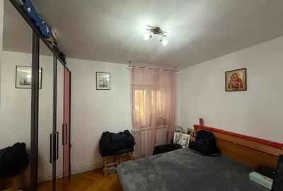 Apartament cu 2 camere transformat in 3,etaj 3, zona Ulpia - 13