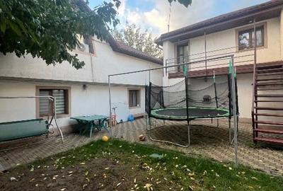 Casa de vânzare -zona Arcasilor - 2