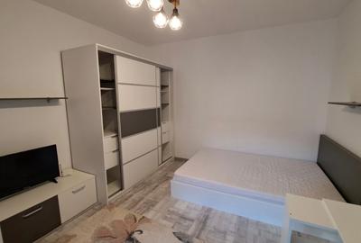 Garsonieră decomandată în Lujerului