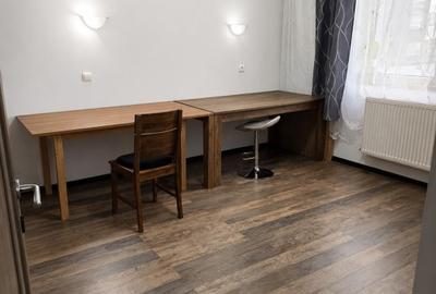 Apartament cu 3 camere semidecomandat în Florești - 6