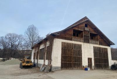 Spațiu industrial, de 280 mp, în Baia de Fier - 3