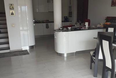 Casă cu 5 camere cu Teren 1500 Mp în Reghin - 7