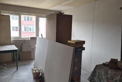 Apartament cu 2 camere decomandat în Central - 4