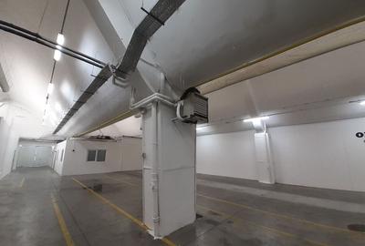 Zona metrou Republica - hala cu temperatura controlata - 17