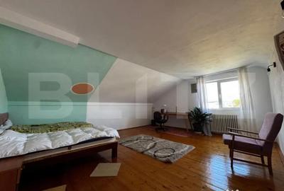 Casă cu 8 camere cu Teren 767 Mp în Central - 2