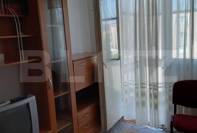 Apartament cu 2 camere, semidecomandat , zona 9 Mai - 1