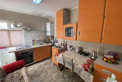 Casă individuală cu 5 camere cu Canalizare în Ultracentral - 10