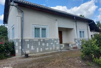 Casă cu 3 camere cu Teren 700 Mp în Voinești - 7
