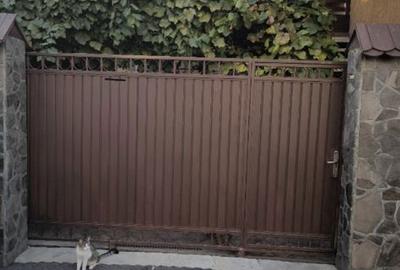 Casă cu 5 camere cu Teren 240 Mp în Bucureștii Noi