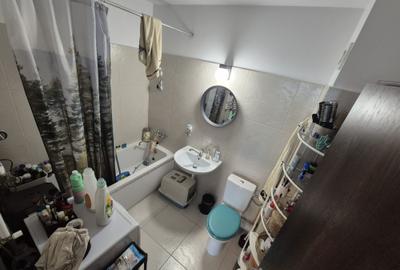 Apartament cu 3 camere decomandat în Cățelu - 3