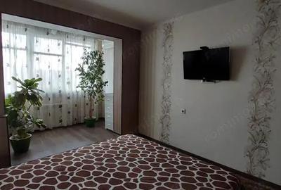 Apartament cu 3 camere decomandat în Rahova