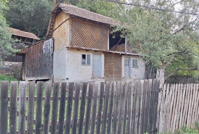 Vinzare proprietate in Catina jud.Buzau - 1