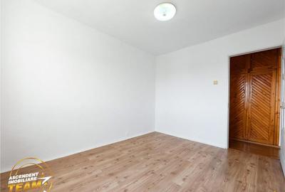 Apartament cu 3 camere decomandat, mobilat în Central - 16