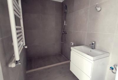 Apartament cu 3 camere semidecomandat în Central - 21