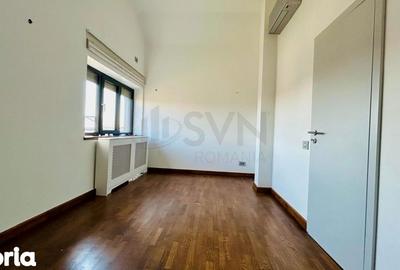 Casă cu 6 camere cu Teren 362 Mp în Central