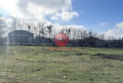 Teren de 1200 mp, în Sud - 2