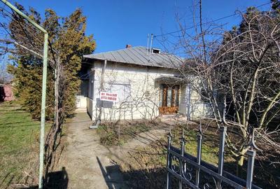 Casă cu 4 camere în Filipeștii de Târg