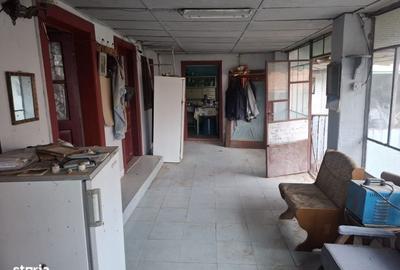 Casă cu 4 camere în Țuglui - 13