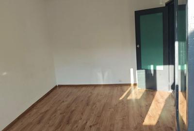 Garsonieră decomandată în Central - 5