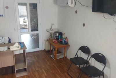Spațiu comercial, de 30 mp, în Central - 4